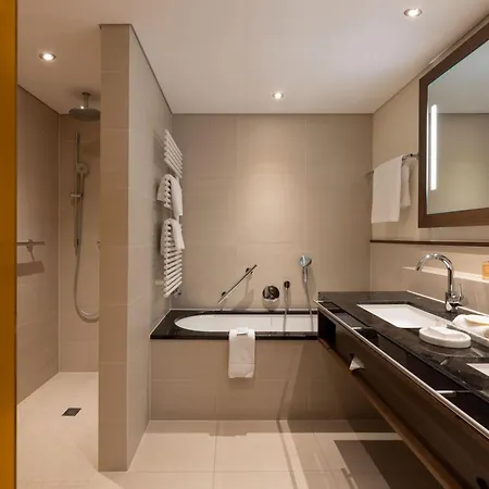 Hotel The Europe & Killarney