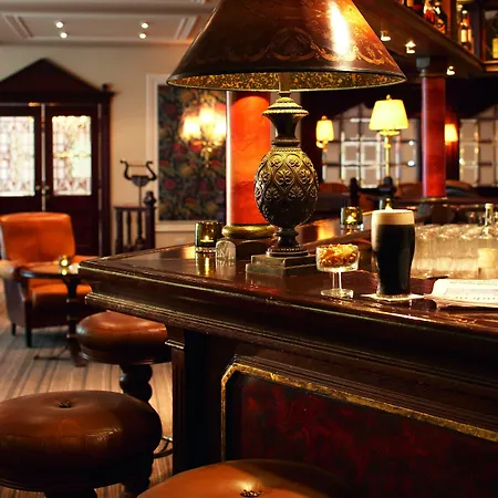 The Europe & 5* Fossa