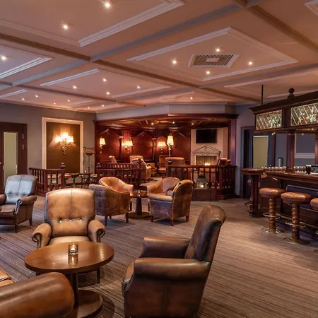 The Europe & 5* Fossa