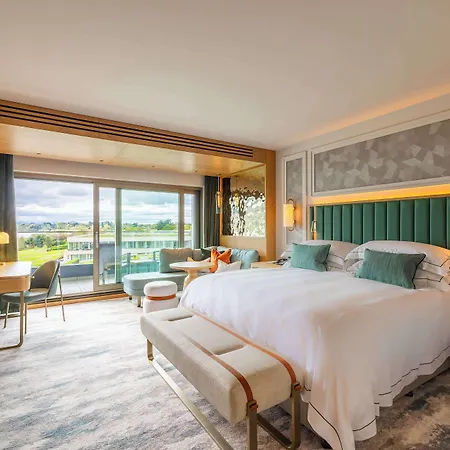 ومنتجع The Europe