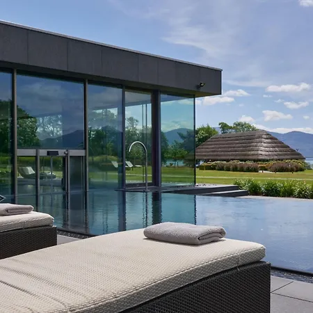 ومنتجع The Europe فندق Fossa