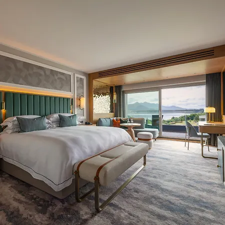 ومنتجع The Europe 5*