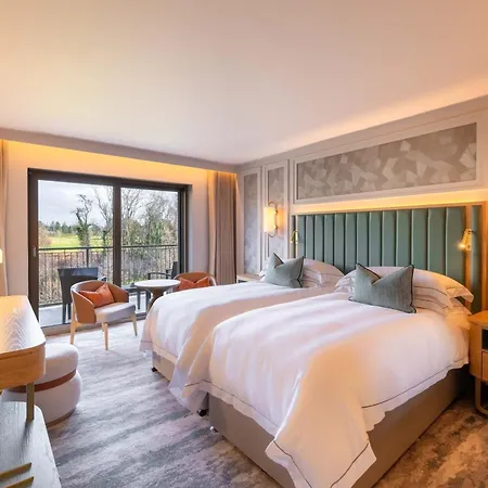 The Europe & Hotel Fossa