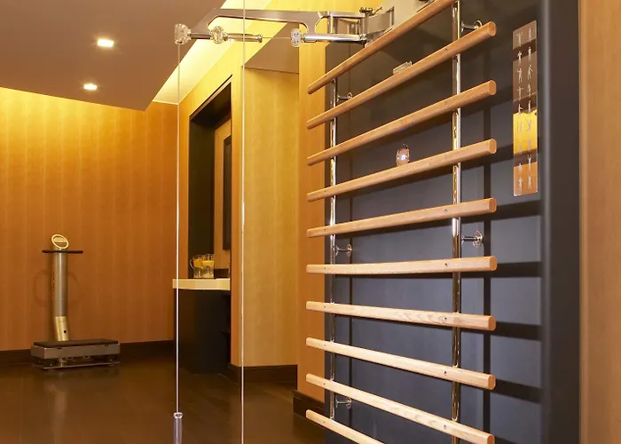 The Europe & Отель